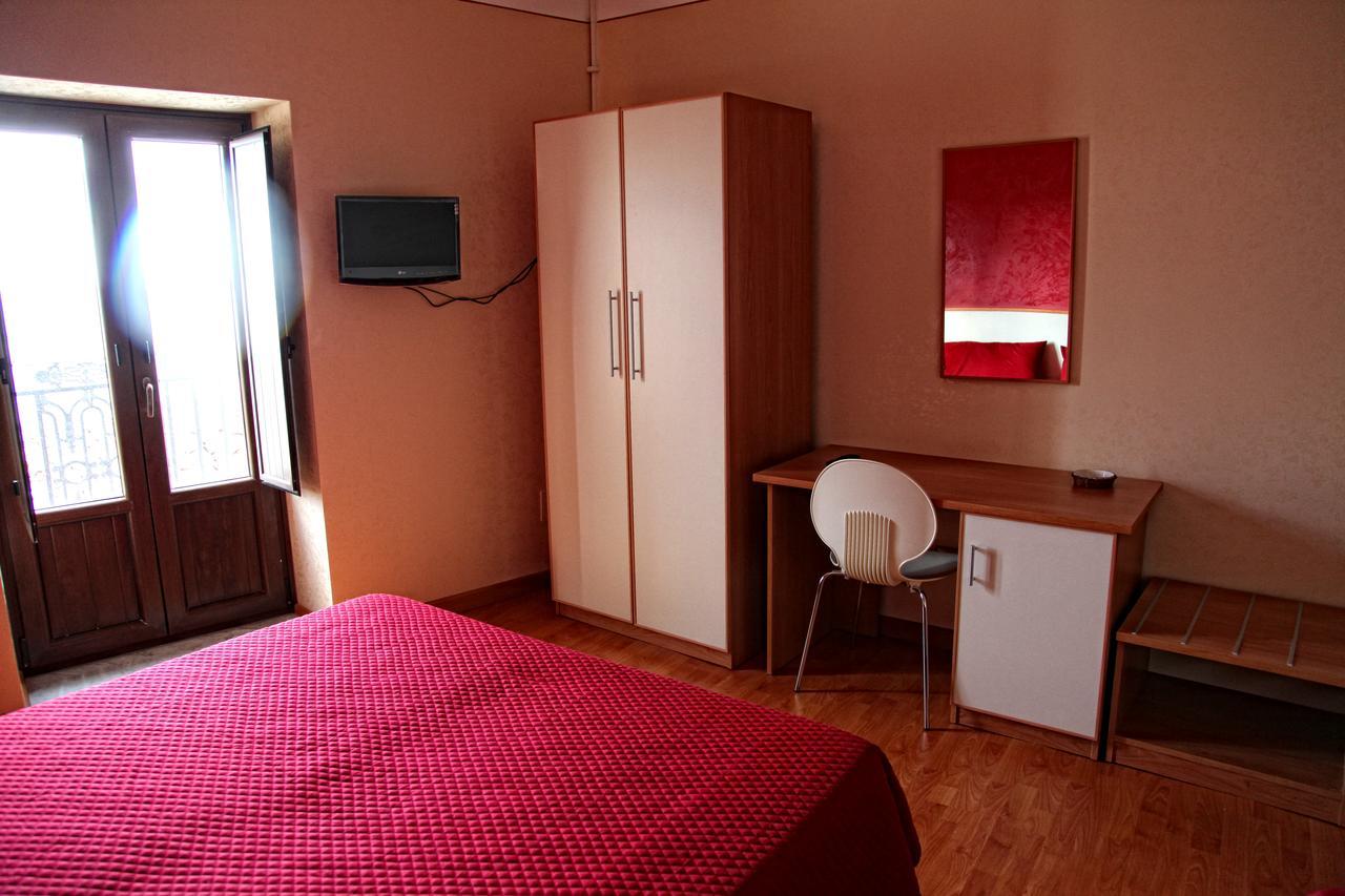 B&B Del Corso Gangi Ngoại thất bức ảnh
